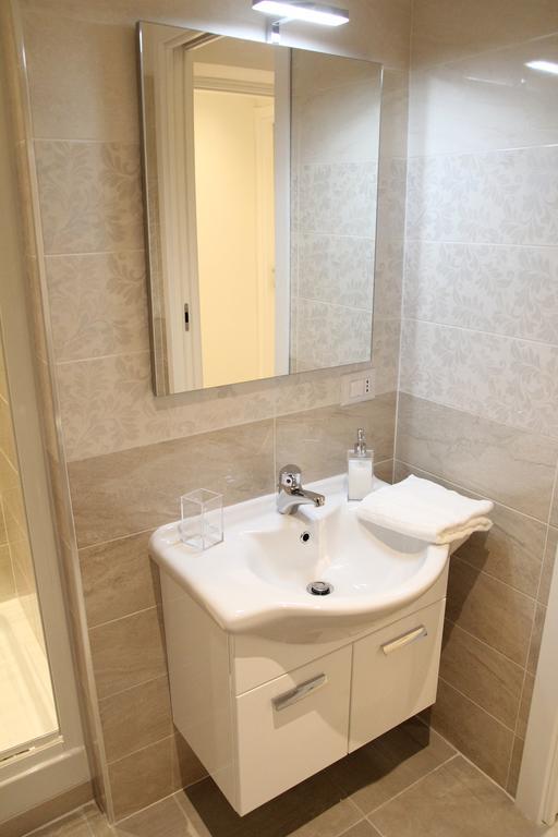 Quattro Stelle Al Porto Guest House Civitavecchia Zewnętrze zdjęcie