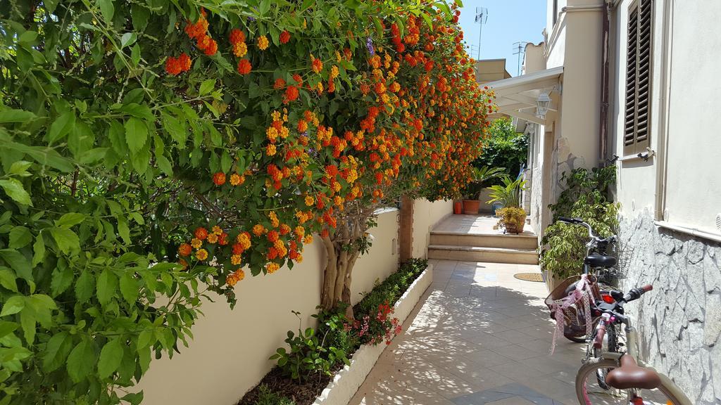 Quattro Stelle Al Porto Guest House Civitavecchia Zewnętrze zdjęcie