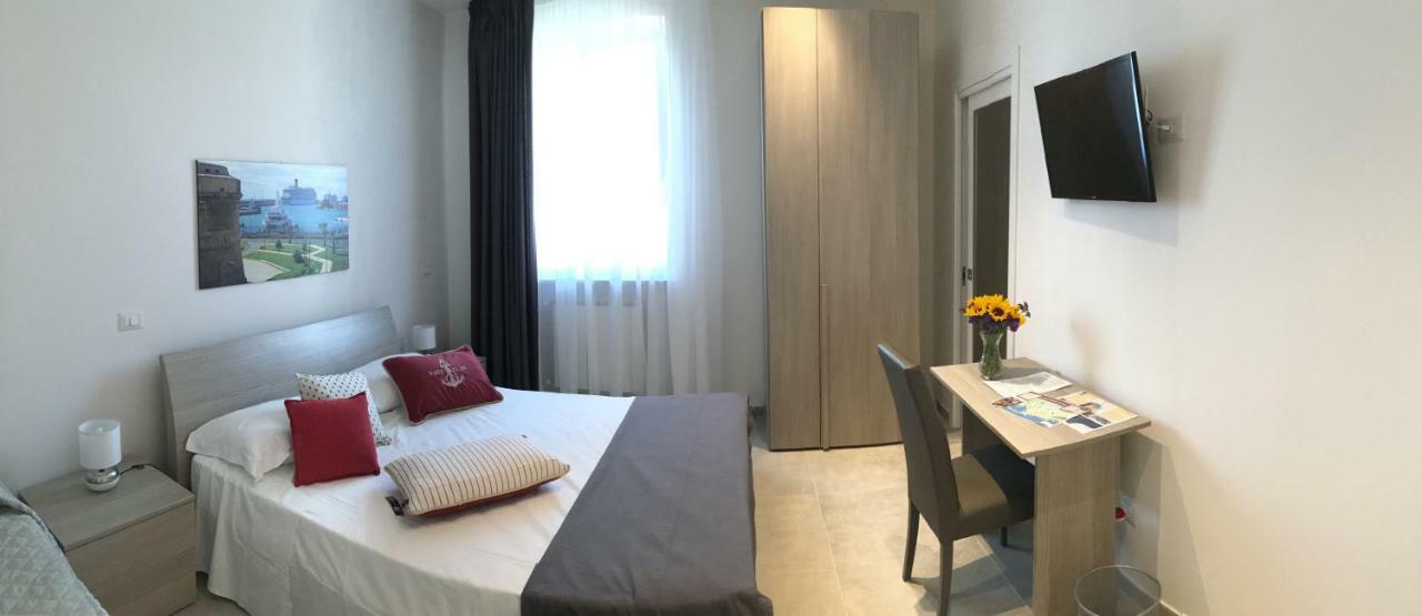 Quattro Stelle Al Porto Guest House Civitavecchia Zewnętrze zdjęcie